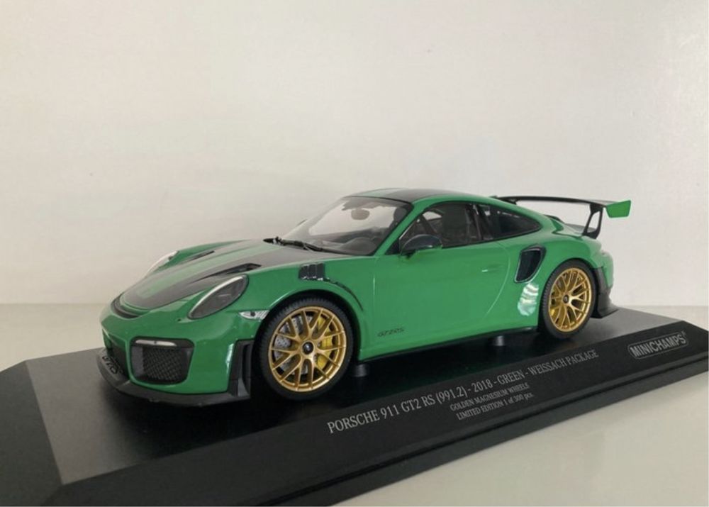 Macheta Porsche 1:18