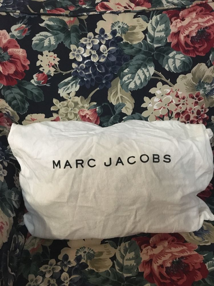 Оригинална чанта “Marc Jacobs”