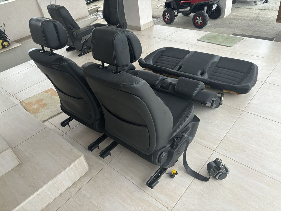 Interior semipiele +textil renault  laguna 3 cu centuri siguranta