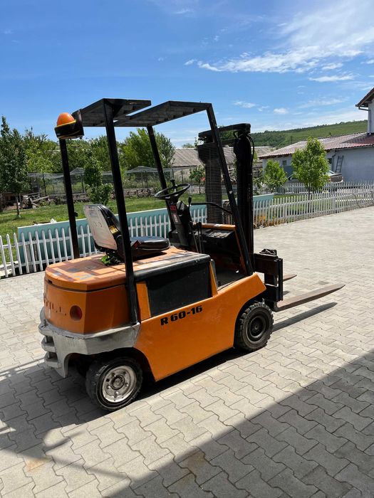 Vand Stivuitor Electric