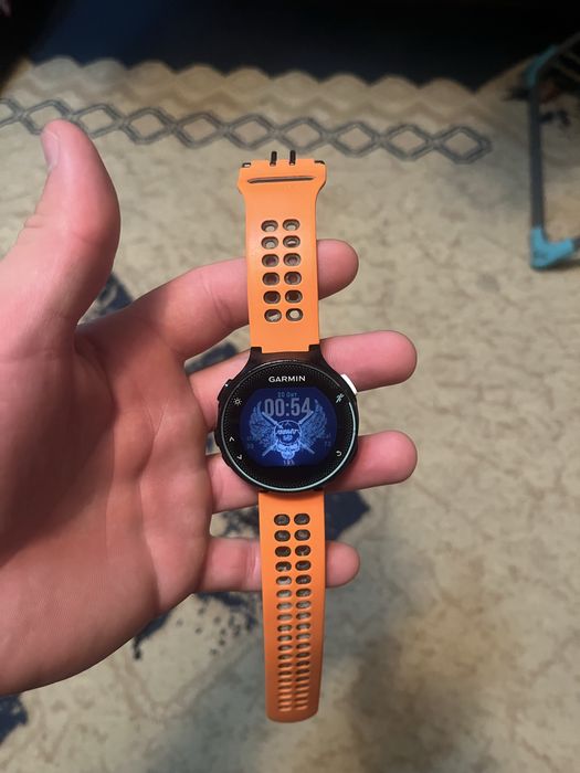 Продам часы garmin  forerunner 230 с датчиком и всё что видите на фото