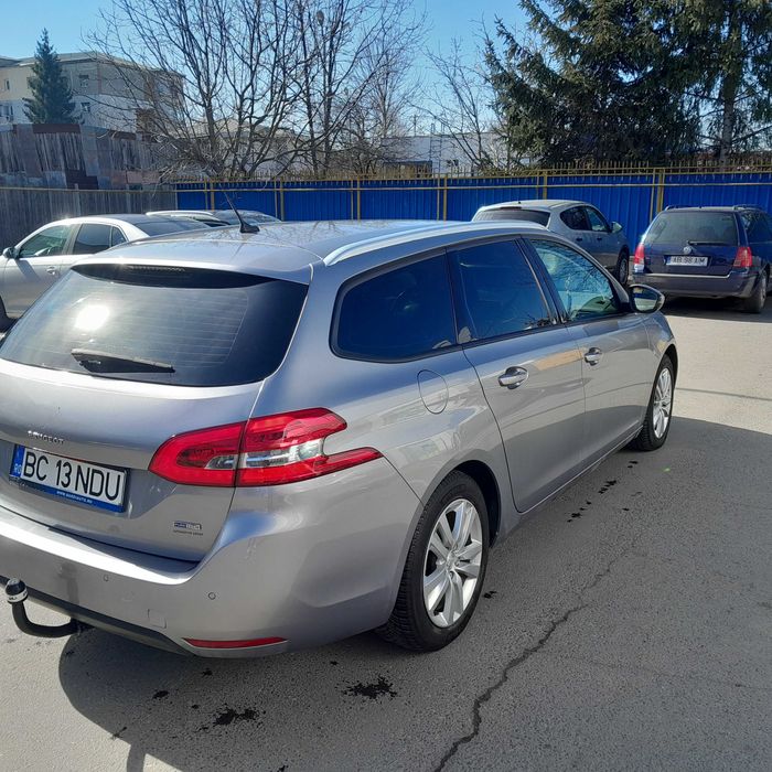 PEUGEOT 308 SW  purech 1.2 2016