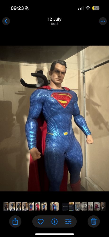 Hot toys Superman 1/6 scale figureфигурка
