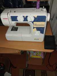 Продается швейная машинка Janome в идеальном состоянии