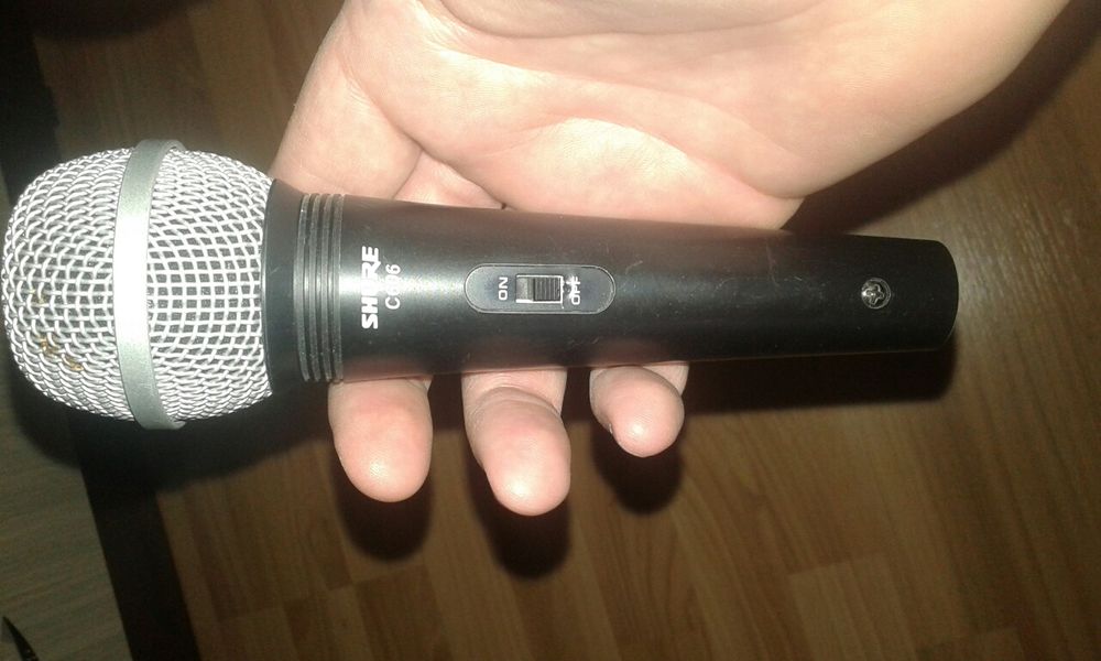 Microfon Shure in consitii bune