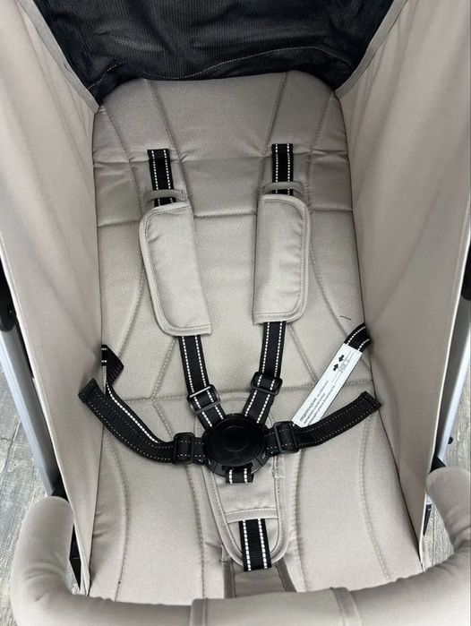 Коляска прогулочная