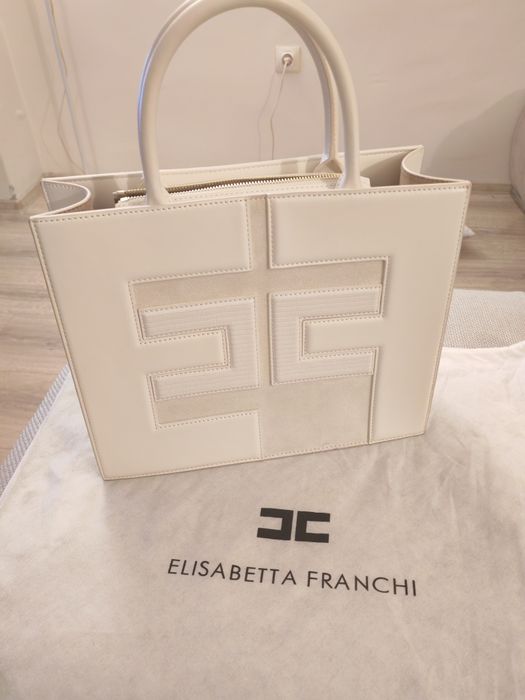 Оригинала чанта ЕЛИЗАБЕТА ФРАНЧИ