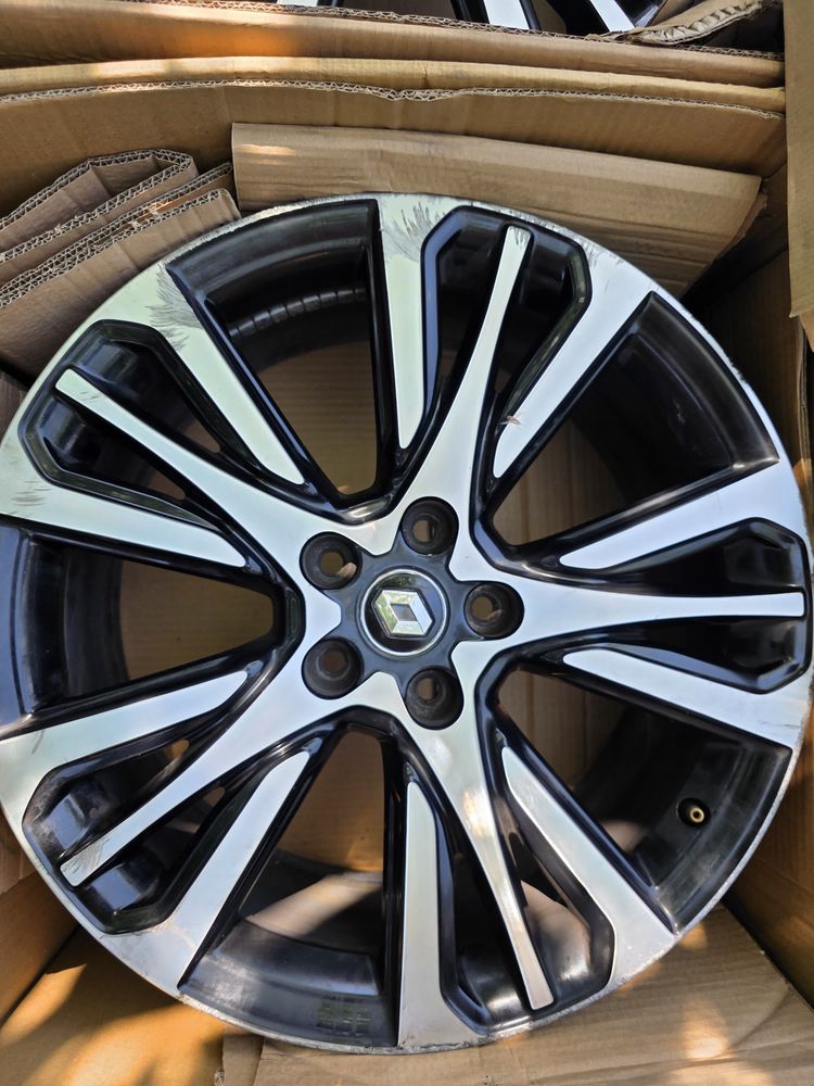Jante Renault Talisman Initiale Paris R19