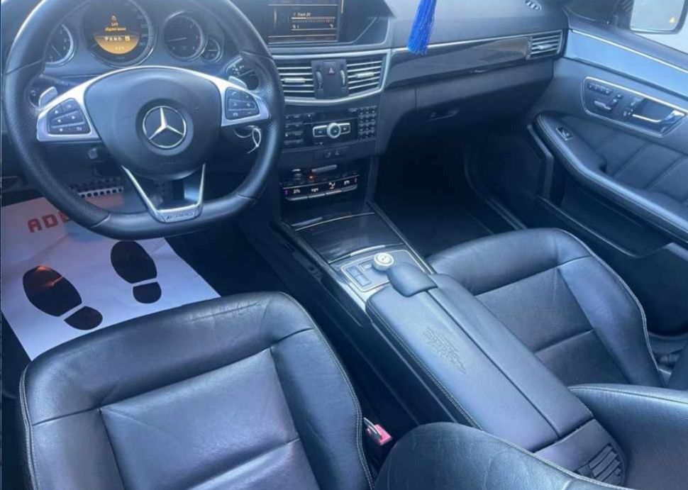 Mercedes-Benz E300 Blue TEC 7G-TRONIC Avantgarde