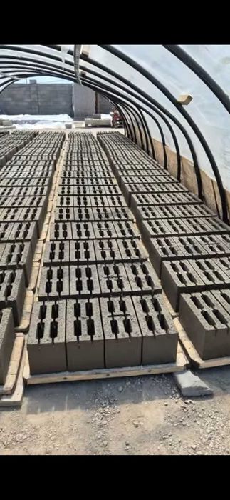 Пескоблок  стеновой и заборный 40х20х20