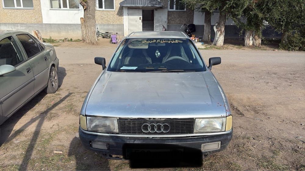 Продам машину Ауди 80