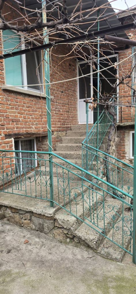 Продава се Къща в Пазарджик, Промишлена зона - 800 кв.м за 48 €/кв.м - Снимка #3