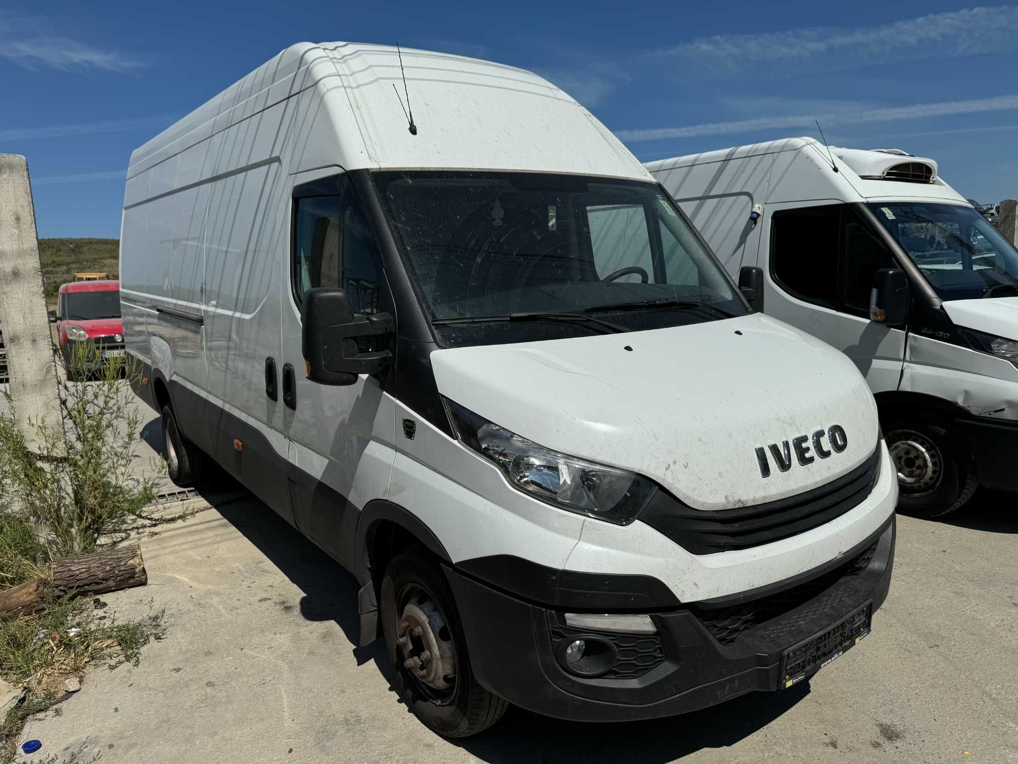 Dezmembrez Iveco Daily 50C15 50C35 3.0 sau 2.3 Euro 5 Punte dubla, AC