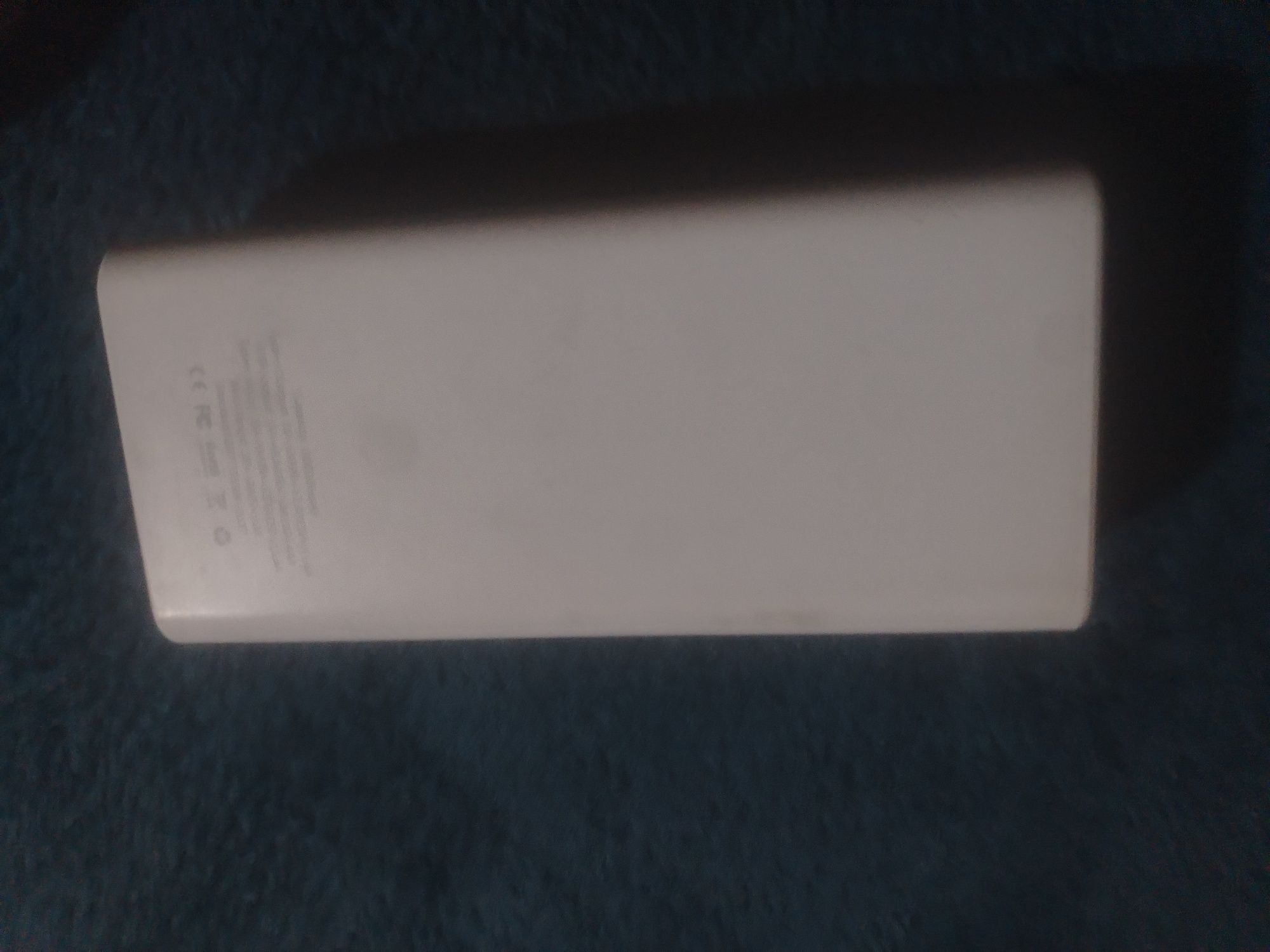 Продавам преносима батерия 120W