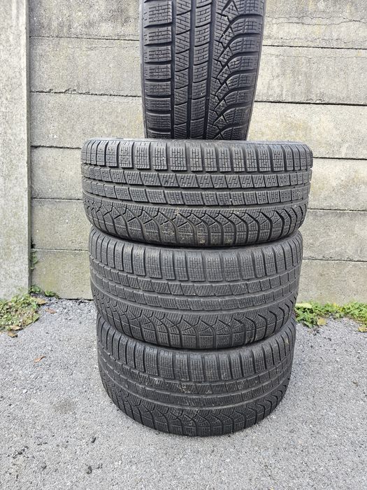 Anvelope de iarnă 245/40 R20 275/35 R20 Pirelli!
