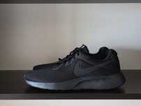 Nike Tanjun 40номер 25.5см Стелка нови