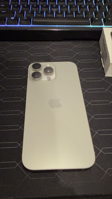 iPhone 16 pro max 256gb 2 години гаранция