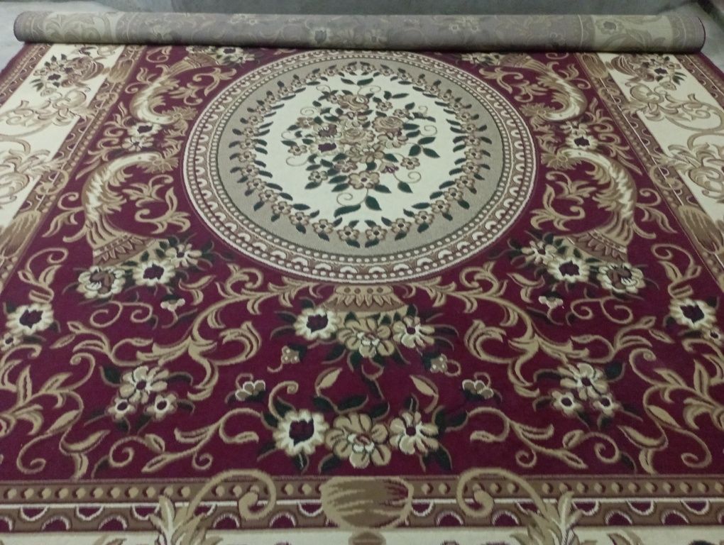 Gilam sotiladi xolati yahshi