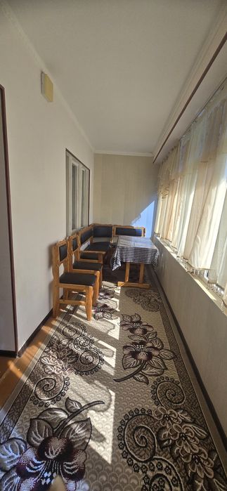 Сдаётся 2х ком квартира на 3 этаже Семье, ор;5 мкр,Мелодия рестор