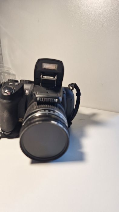 Camera fujifilm finepix hs10