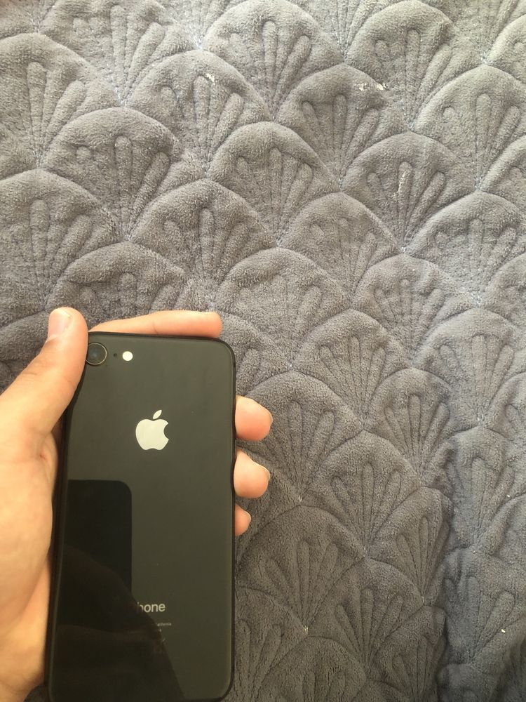 iphone 8 все работает