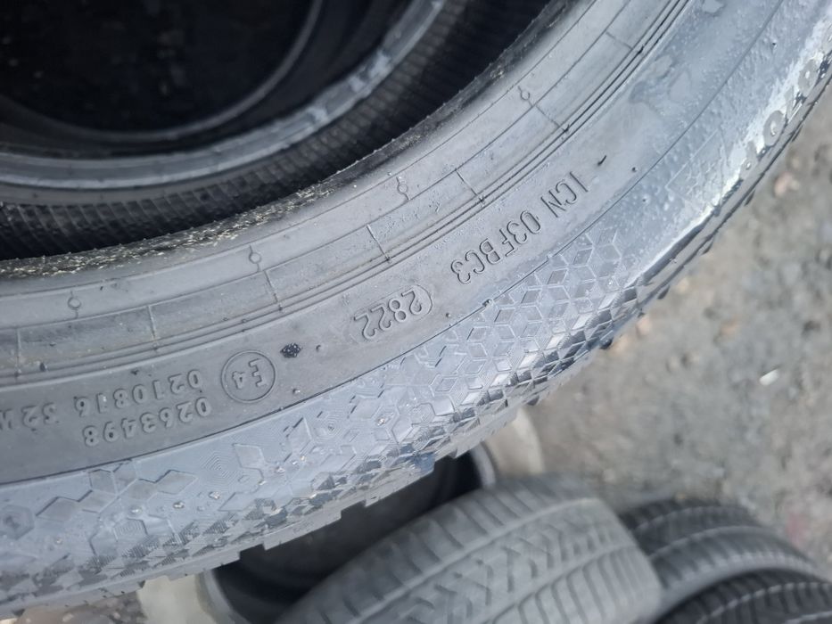 Vand set 4 anvelope 205 55 17 continental de iarna bune dot 2022