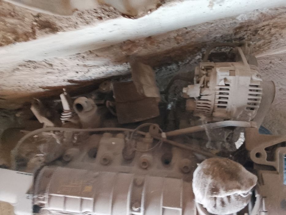 Продается мотор и коробка