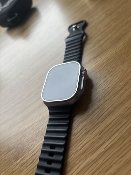 Apple Watch Ultra 2 49mm Titanium GPS + Cellular Ca nou Full Box