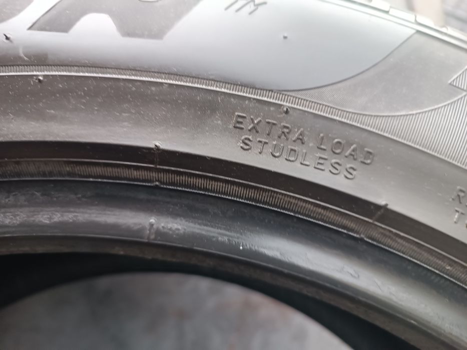 235/55/18 Pirelli