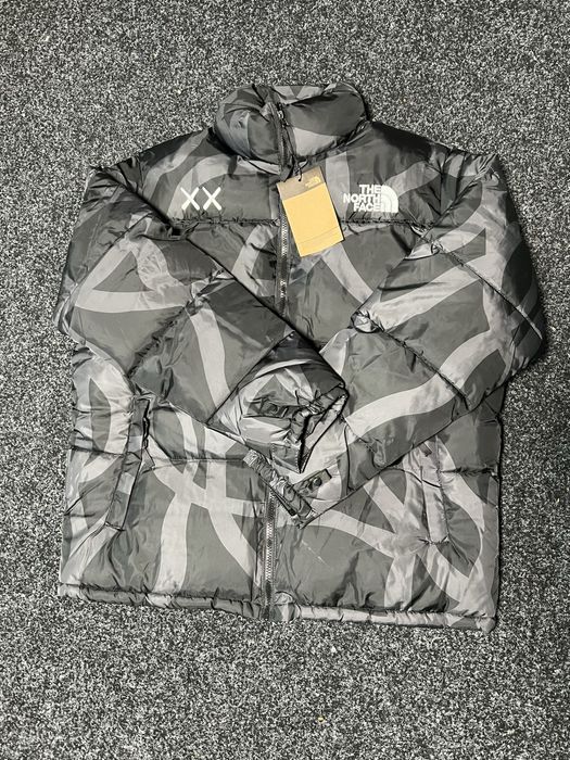 Geaca The North Face x Kaws Neagra Premium / 2025