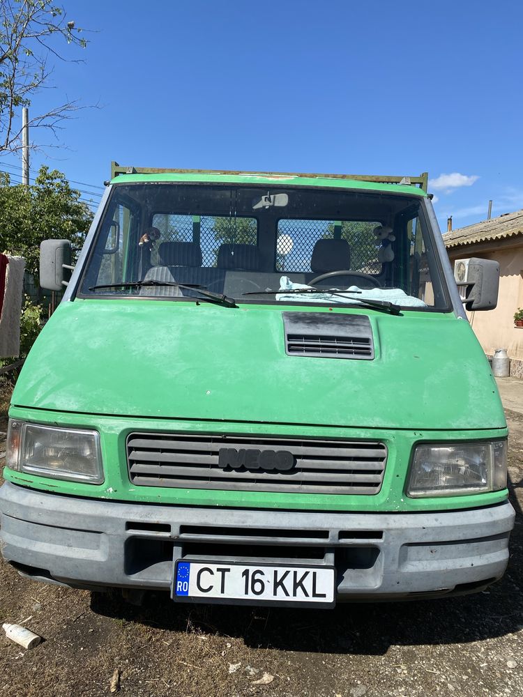 Autoutilitara N1 IVECO