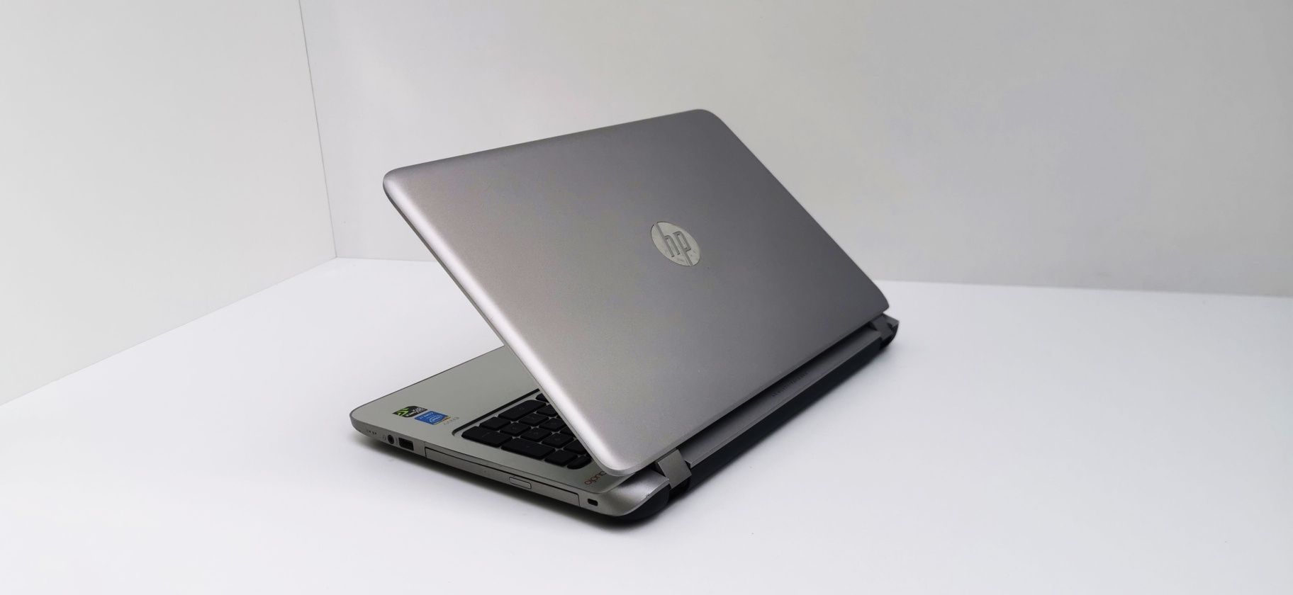 HP Envy Notebook FHD i7 5500U 16 GB RAM GTX 850M 4 GB 256 GB SSD