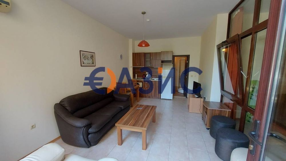 Двустаен апартамент в комплекс Rose Village, 51 кв.м., Слънчев бряг,