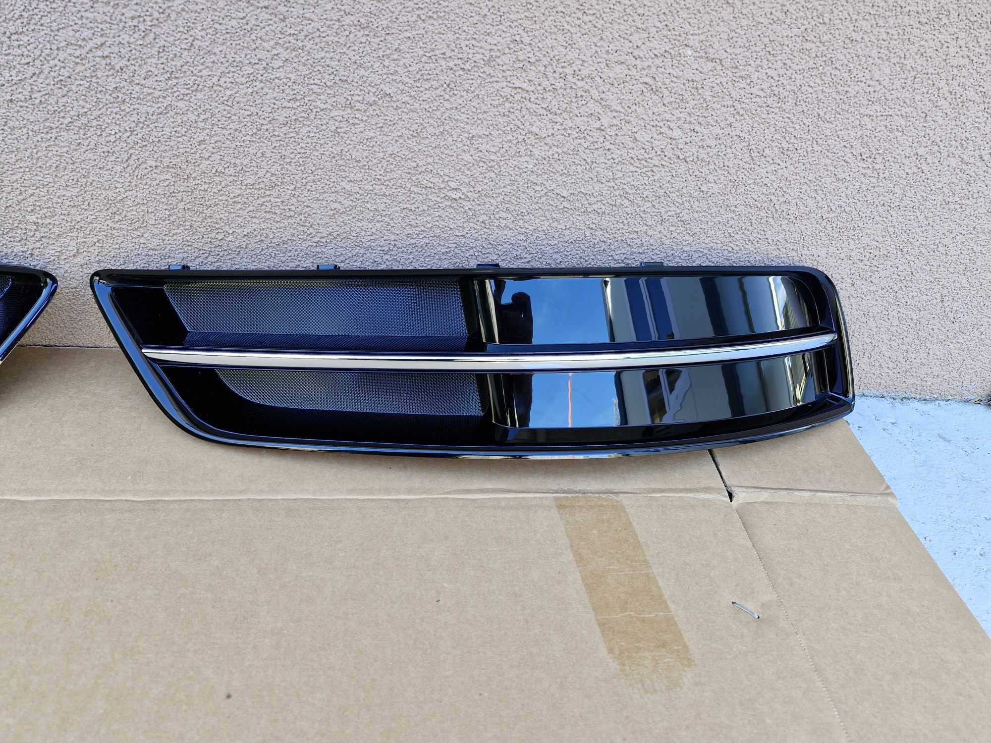 Grila grile proiector Audi A3 8P facelift 2008-2012