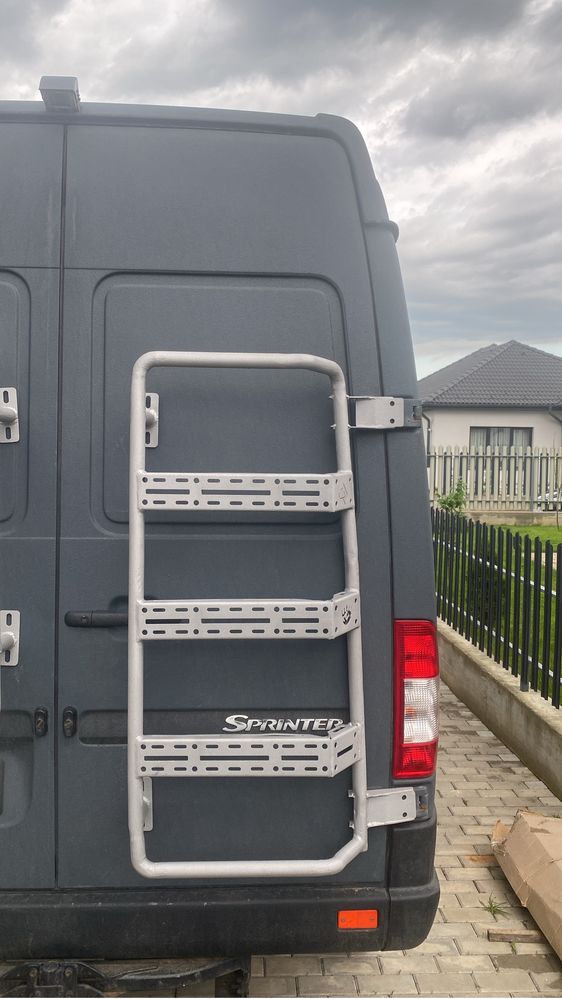 Mercedes Spinter, Volkswagen Crafter, Ford Transit, suporti usi spate