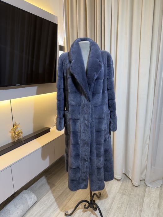 Греческая норковая шуба  небесного цвета