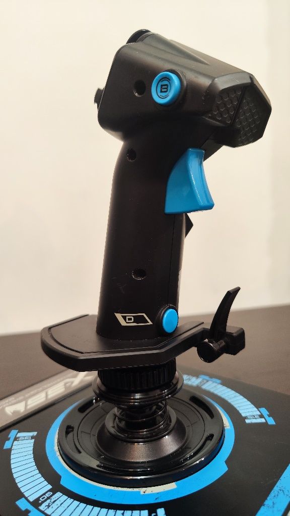 Joystick saitek x56