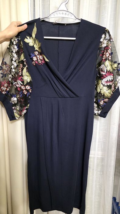 Платье на продажу