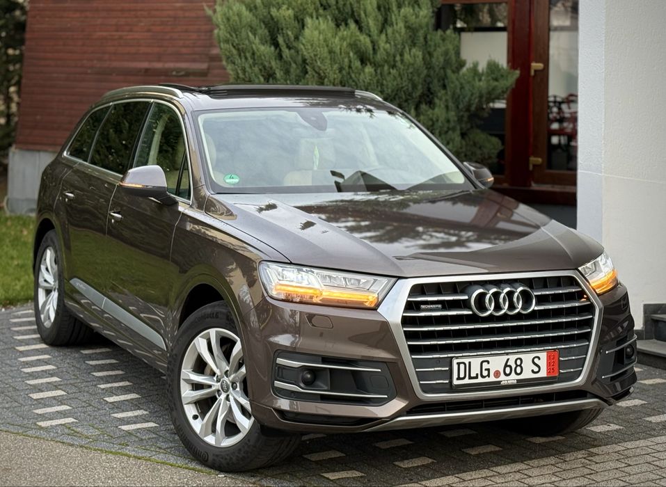 Audi Q7 2018,3.0 TDI 272 cp,Euro6,distronic,panoramic,masaje,top!
