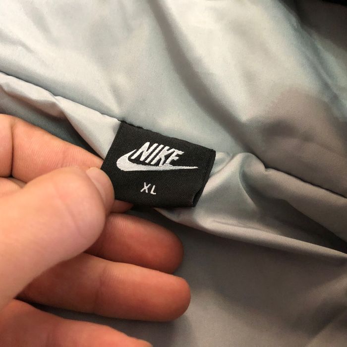 Vand geci Nike noi cu eticheta