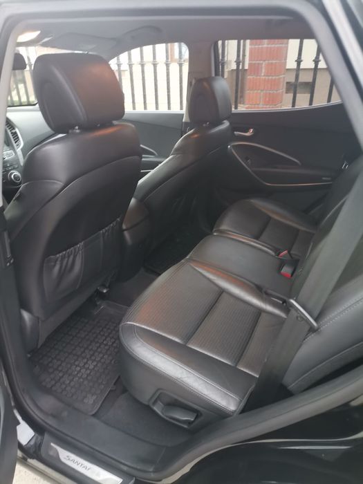 Hyundai Santa Fe, an 2015, 4x4