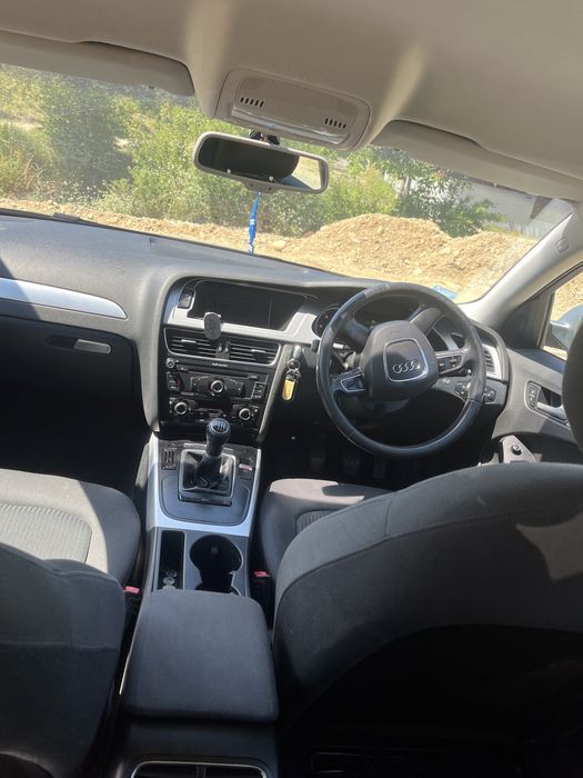 Dezmembrez / Dezmembrari Audi A4 B8
