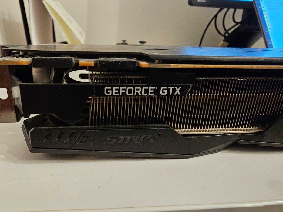 Asus Strix 1080TI 11GB GDDR5X VRAM 352-bit