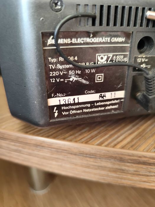 Радио с телевизор SIEMENS RF 106