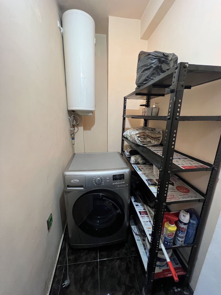 Дава се под наем Двустаен апартамент в Варна, Погреби - 80 кв.м за 408 € - Снимка #4