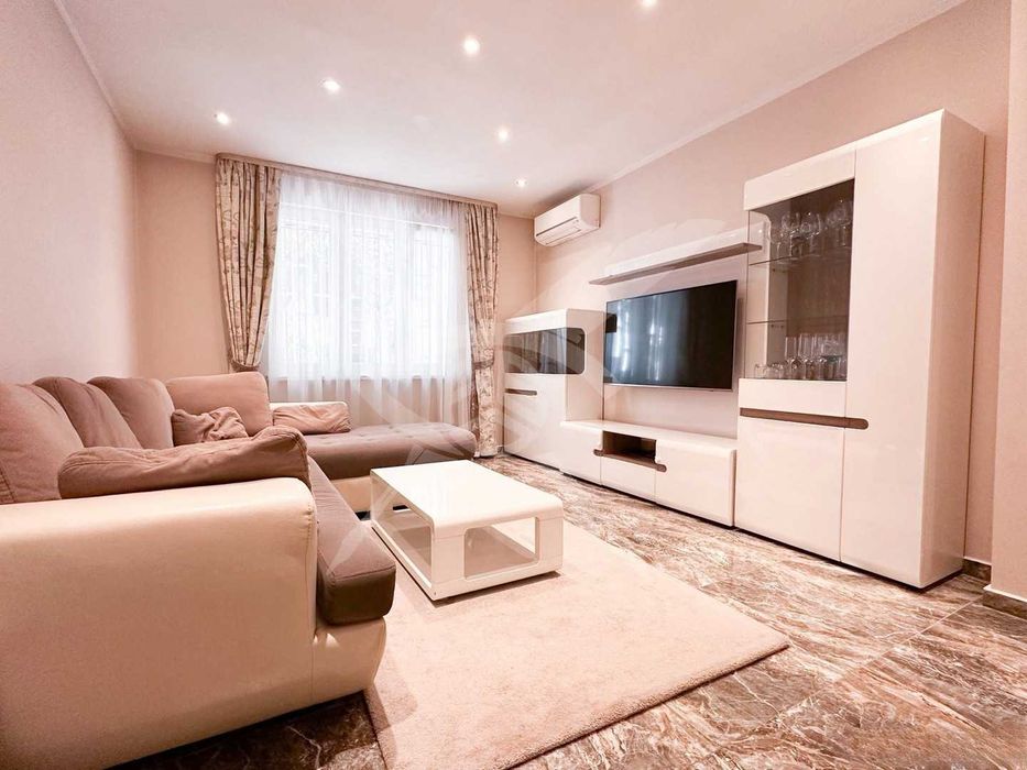 Дава се под наем Двустаен апартамент в София, Лозенец - 89 кв.м за 1200 € - Снимка #4