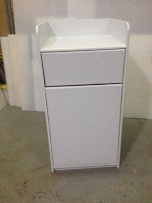mobilier plastic-pubele debarasare cu suport tavi, cos gunoi fastfood