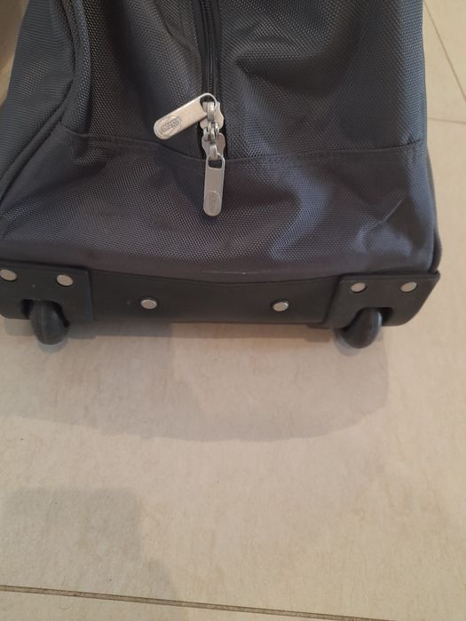 Geanta troler American Tourister