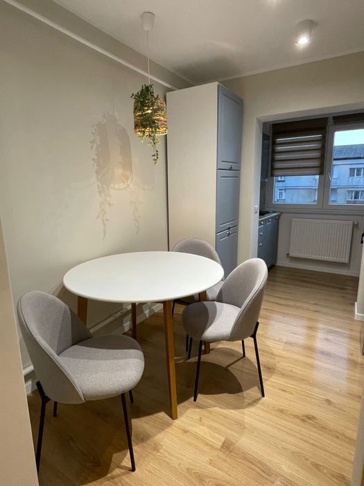 De inchiriat apartament 2 camere republici