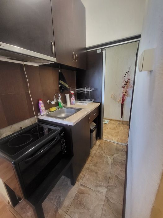 Дава се под наем Двустаен апартамент в Варна, Възраждане 1 - 68 кв.м за 360 € - Снимка #2